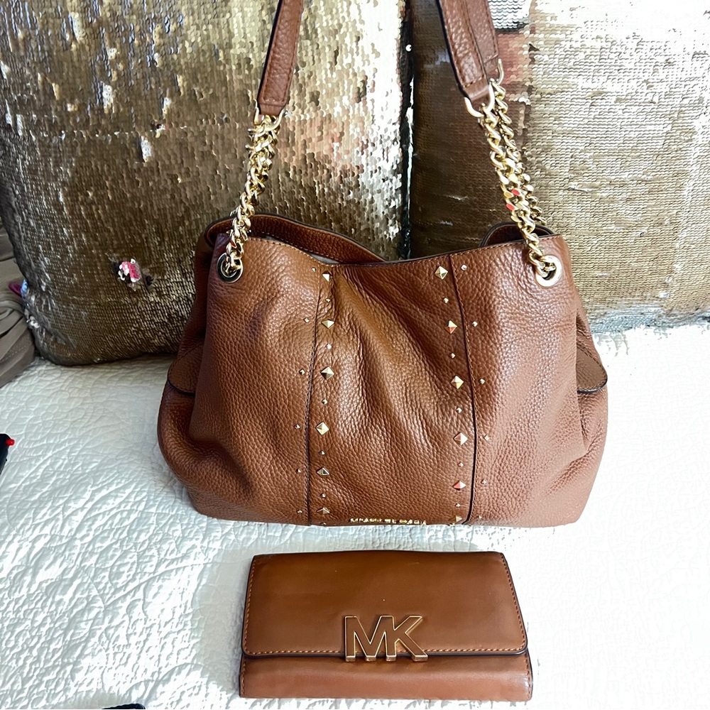 Michael Kors Gold Brown Shoulder Bag with Chain Straps and wallet